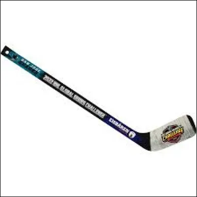 Quelle lettre faut-il remplacer pour obtenir un ustensile de nettoyage ?