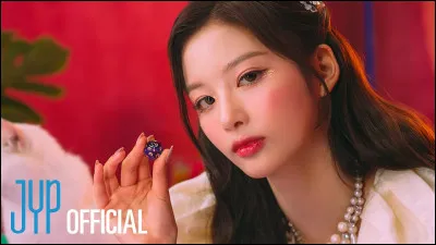 Quelle personne est née un 4 Octobre ?