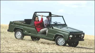 Quelle est cette auto tout-chemin ?