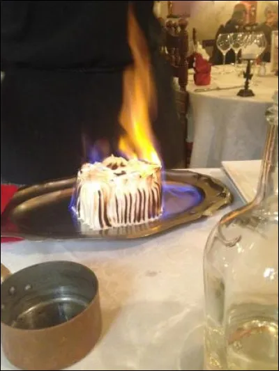 Quel est ce dessert qui souffle le chaud et le froid ?