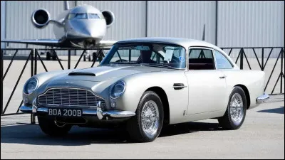 Quelle est la marque de la voiture fétiche de James Bond ?