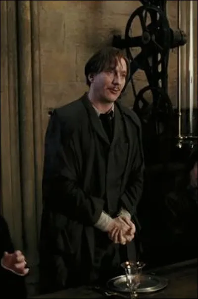 De quelle matière Lupin est-il professeur ?