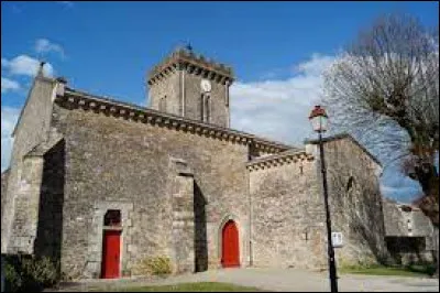 Nous terminons notre balade au pied de l'église Notre-Dame-de-l'Assomption, à Thouarsais-Bouildroux. Commune des Pays-de-la-Loire, dans l'arrondissement de Fontenay-le-Comte, elle se situe dans le département ...