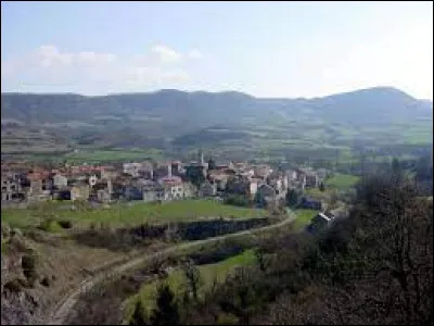 Village Aveyronnais, Lapanouse-de-Cernon se situe dans l'ex région ...