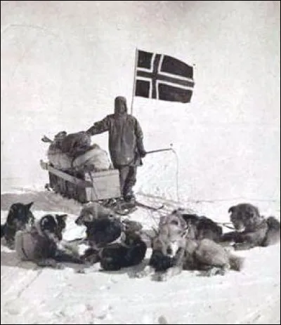 Ce 14 décembre, l'explorateur norvégien Roald Amundsen atteint le pôle Sud : c'était en ...