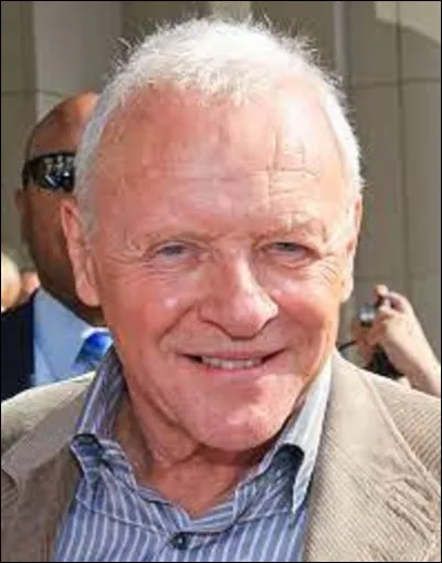 Né le 31 décembre 1937 à Port Talbot (Pays de Galles), Anthony Hopkins est un acteur, réalisateur, producteur, scénariste et compositeur. Durant sa carrière, il a reçu de nombreuses récompenses dont deux Oscars du meilleur acteur. Un, en 1992, pour ''Le Silence des agneaux'', et le deuxième en 2021, pour quel film ?