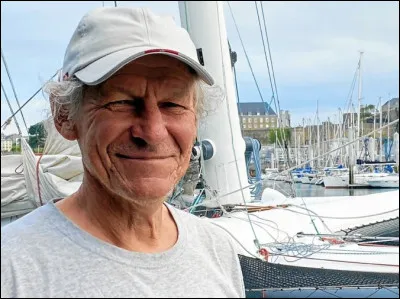 Dans quelle ville en Q de Bretagne, Philippe Poupon est-il né ?