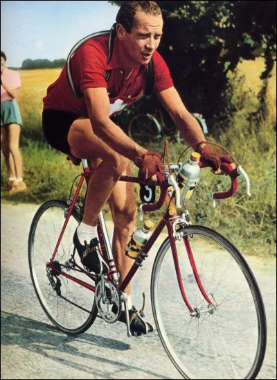 Dans quelle ville en Z de Suisse, le cycliste Hugo Koblet est-il né ?