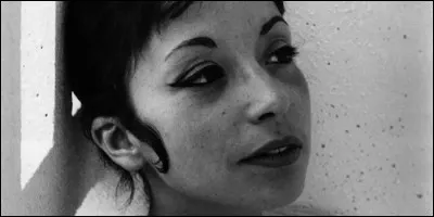 1937-1967 > Elle a écrit "La Cavale", "L'Astragale" et "La Traversière" et fut la première femme en France à relater son expérience de prostituée, délinquante et "taularde". Qui est-ce ?