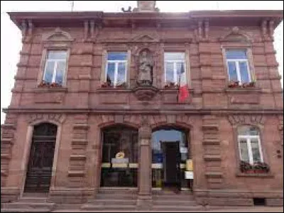 Nous terminons cette balade dans le Grand-Est, à Still. Commune de l'arrondissement de Molsheim, elle se situe ...