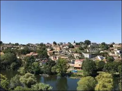 Village Deux-Sévrien, sur les bords du Thouet, Saint-Jacques-de-Thouars se situe dans l'ancienne région ...