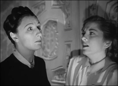 Dans quel film dAlfred Hitchcock ces deux femmes apparaissent-elles ?