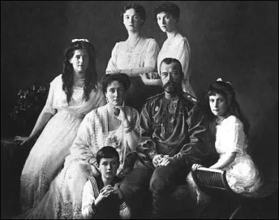 Quel tsar fut tué avec sa famille en 1918 ?