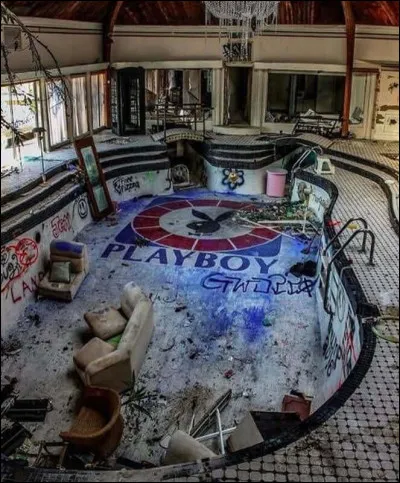 Le Swinger Siki Palace de Chattanooga !