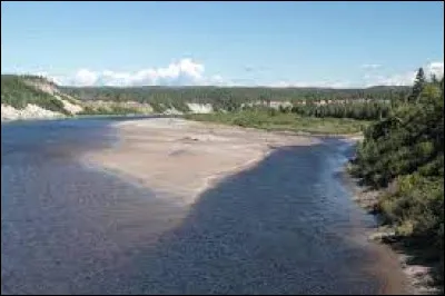 Ce fleuve côtier long de 673 km prend sa source aux Etats-Unis, dans le nord-ouest du Maine puis forme la frontière entre le Canada et les États-Unis. Il arrose Fredericton et se jette dans l'Atlantique dans la baie de Fundy. Ce fleuve est le ...