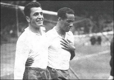 En 1941 et 1942, le boxeur Marcel Cerdan est ailier droit et joue contre l'équipe de France de football. Pour quelle équipe joue-t-il ?