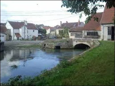 Licey-sur-Vingeanne est un village Côte-d'Orien. Il se situe en région ...