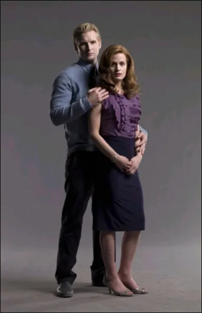 Et enfin, peux-tu nous dire le nom de ce joli petit couple ?