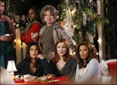 Chez qui va-t-il habiter avec Bree ?