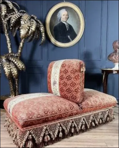 Quel nom porte ce fauteuil antique ?
