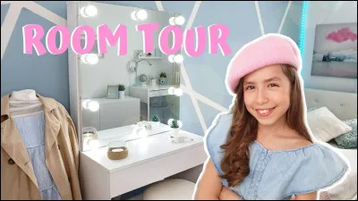 Qui est cette youtubeuse ?