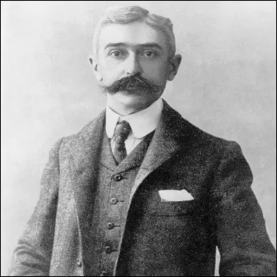 Quel sport a été inventé par le baron Pierre de Coubertin et intégré aux Jeux Olympiques en 1912 ?