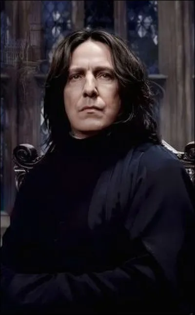 Qui est l'acteur qui joue Severus Rogue ?