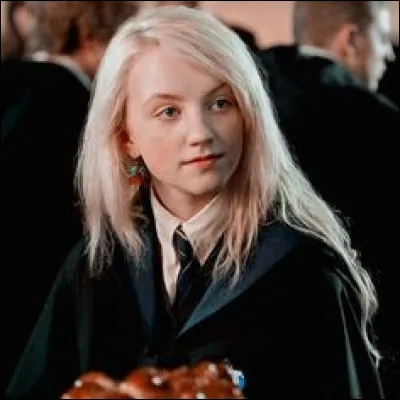 Qui est l'actrice qui joue Luna Lovegood ?