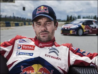 Dans quelle discipline Sébastien Loeb a-t-il été sacré quatre fois champion d'Alsace avant de se lancer dans la course automobile ?