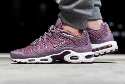 Aimes-tu ces chaussures ? 👆