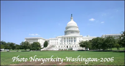 Quel est ce monument avec du marbre blanc, siège du pouvoir législatif des États-Unis, construit à Washington en 1793 ?