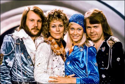 Lors de quelle décennie le groupe Abba a-t-il remporté le concours de l'Eurovision avec leur titre "Waterloo'' ?