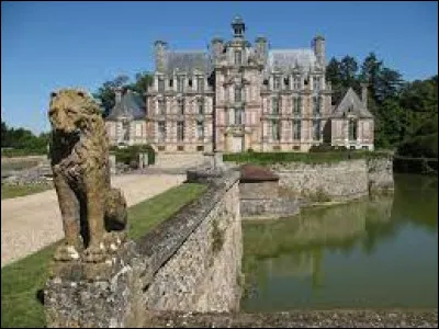 Je vous emm&egrave;ne en Normandie &agrave; la d&eacute;couverte du ch&acirc;teau de Beaumesnil, &agrave; Goutti&egrave;res. Ancienne commune de l'arrondissement de Bernay, elle se situe dans le d&eacute;partement ...