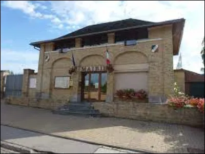 Commune de l'aire d'attraction Calaisienne, Louches se situe dans le d&eacute;partement ...