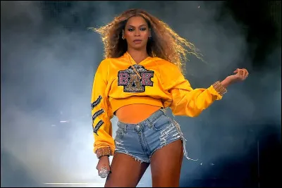 Quelle est cette c&eacute;l&eacute;brit&eacute; ?