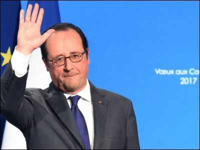 Lors de quelle décennie François Hollande est-il devenu président de la République ?