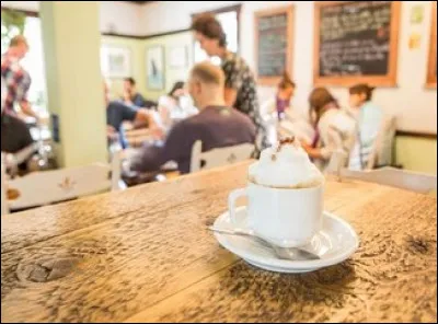 Avant de repartir, je vais boire un coup...