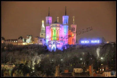 Quelle personne imploraient-ils à la basilique de Fourvière, et à laquelle est dédiée pour toujours la Fête des Lumières ?