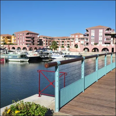 La ville de Lattes est située dans le département...