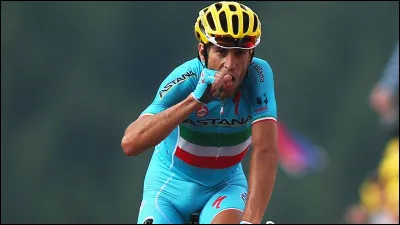 Lors de quelle d&eacute;cennie Vincenzo Nibali a-t-il pris sa retraite professionnelle ?