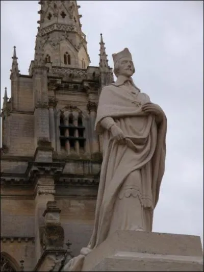 De quelle cathdrale Richelieu fut-il l'vque ?