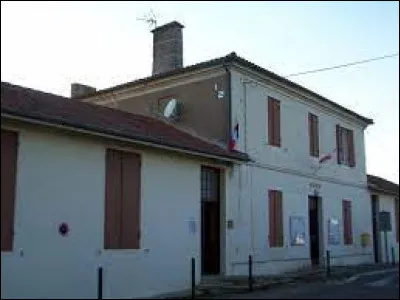 Je vous emmène à présent à Sainte-Gemme-Martaillac. Commune de l'arrondisement de Marmande, elle se situe dans le département ...