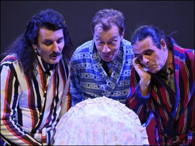 Qui ne joue pas dans le film "Trois hommes et un couffin" ?