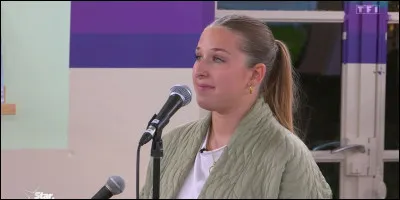 Quelle chanson Héléna a-t-elle chantée en solo dans le medley Disney ?