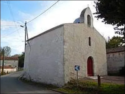 Commune Charentaise-Maritime, sur la rive droite de la Boutonne, Saint-Pardoult se situe en région ...