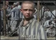 Quel tait le mtier de cet homme avant qu'il ne vienne dans cet endroit que le petit garon trouve horrible ?