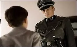 Suite  cet entretien, o la famille dmnage-t-elle ?