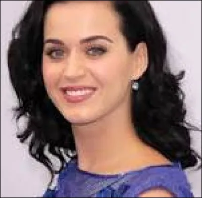 Qui est cette star avec un si joli sourire ?