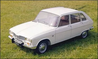 En quelle année la Renault R16 obtient-elle cette distinction ?