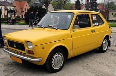 L'année suivante, c'est une italienne qui est élue voiture de l'année. Quel est ce modèle ?